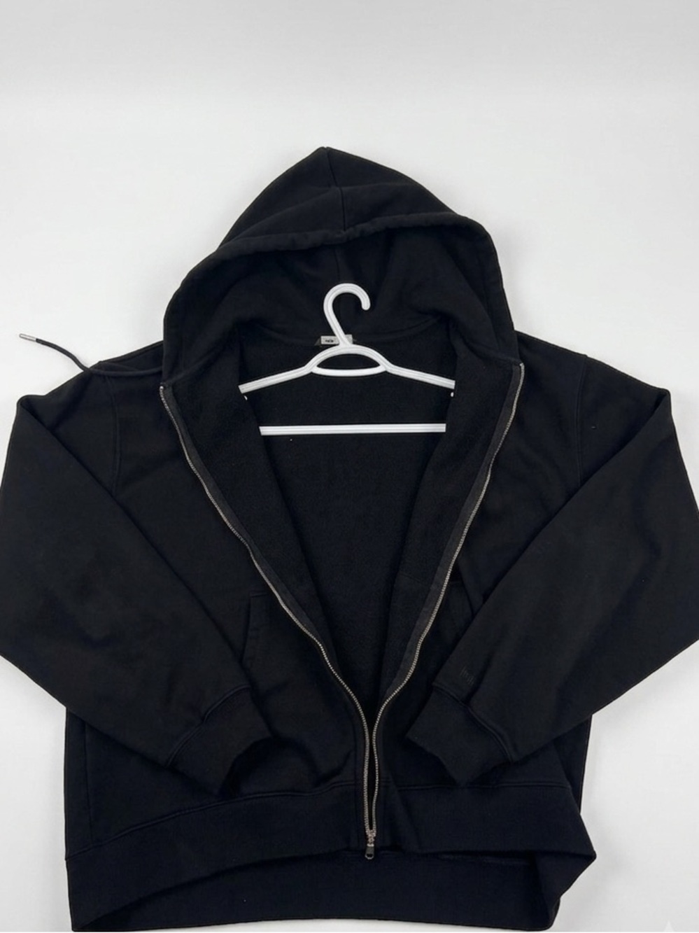 Heavyweight Full-Zip Hooded Sweater